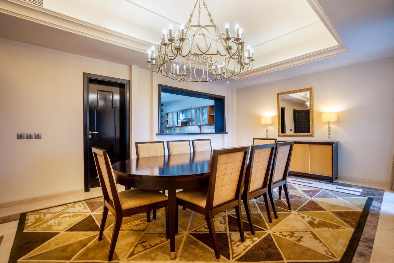 Grand Hyatt Doha Hotel & Villas Kültér fotó A dining room