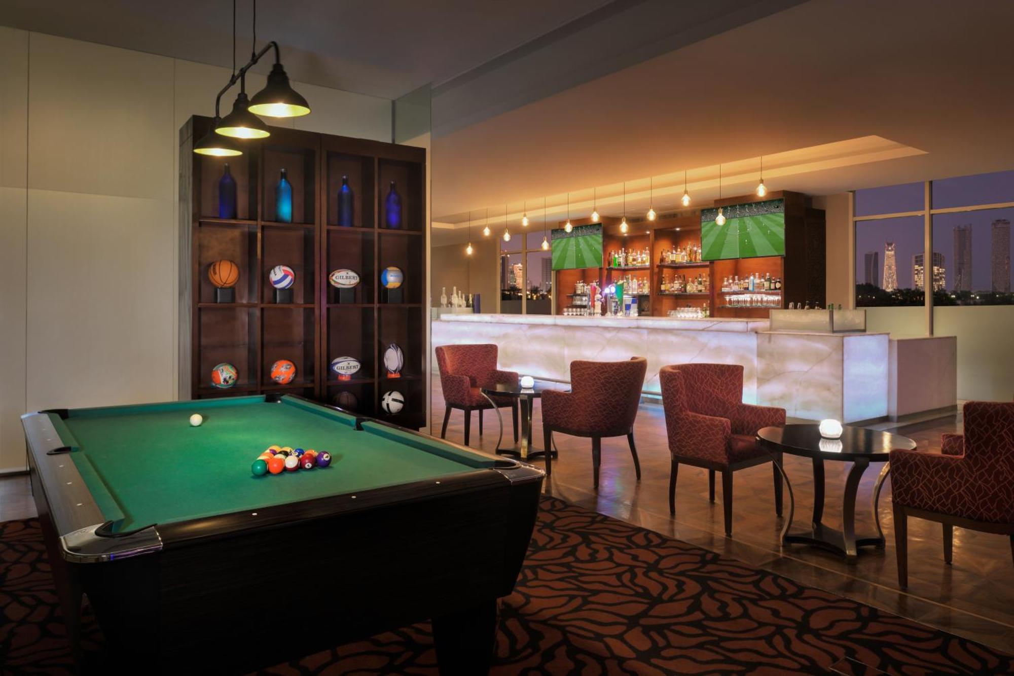 Grand Hyatt Doha Hotel & Villas Kültér fotó The Sports Bar