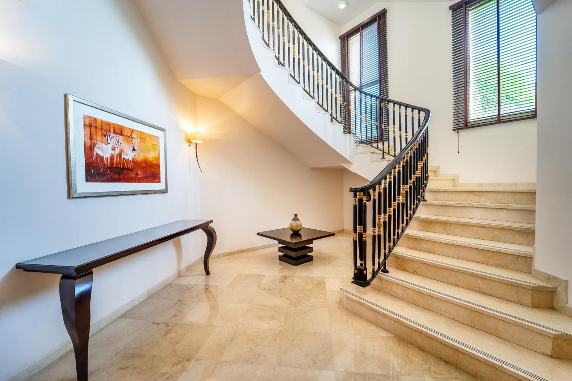 Grand Hyatt Doha Hotel & Villas Szoba fotó Marble flooring